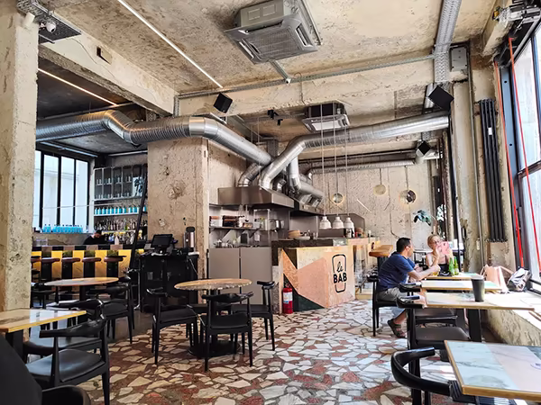 Le Bab Downtown - National Bank of Romania Food Locations